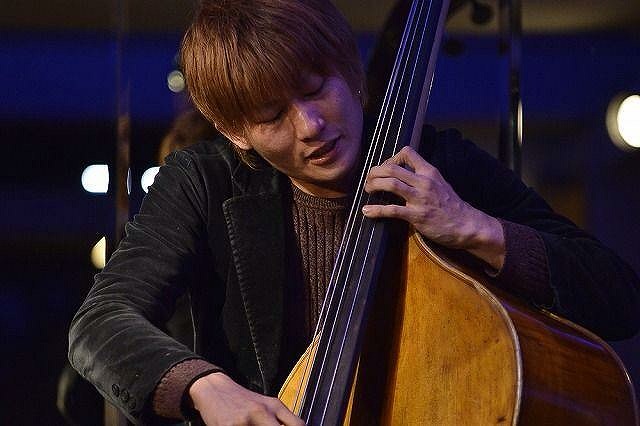 仲石 裕介